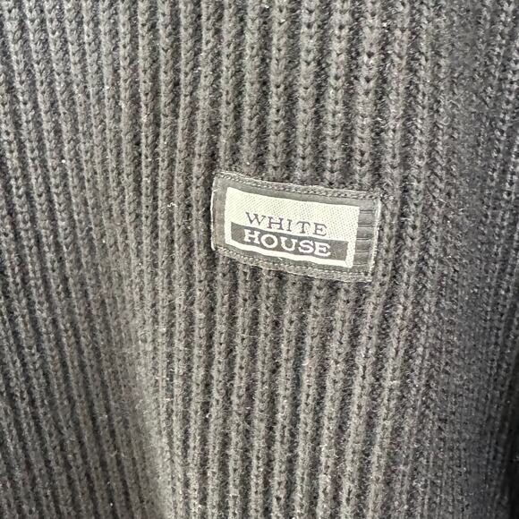 White House Firenze ribbed fisherman sweater
MS156 - Picture 3 of 10